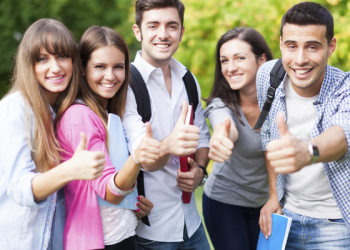 Students pouces 600x400 Students pouces 600x400