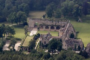 abbaye-vxdeC2